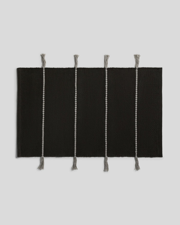 Organic Tassel Bath Rug | Onyx and Pewter - Pretti.Cool